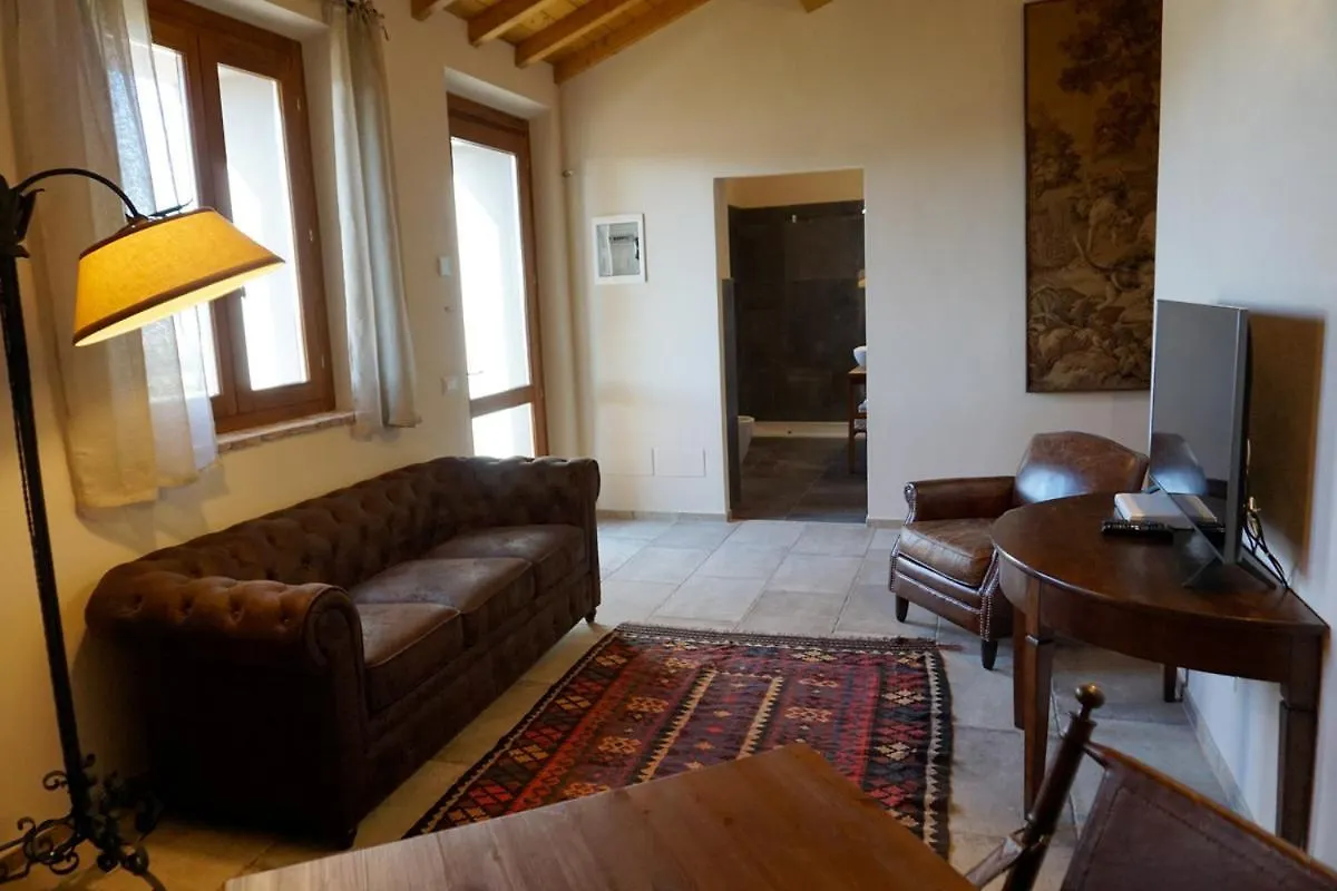 Farm stay Agriturismo Cheloni Guasticce