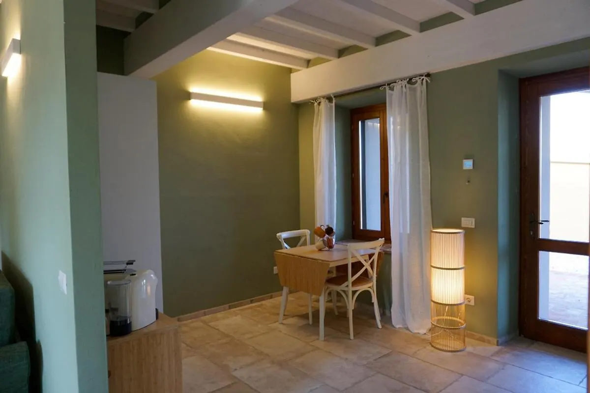 Agriturismo Cheloni Guasticce 0*,  Italy